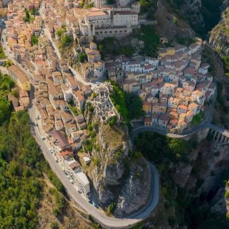 Апартаменты Casa Degli Ulivi Con Parcheggio Privato Muro Lucano Экстерьер фото